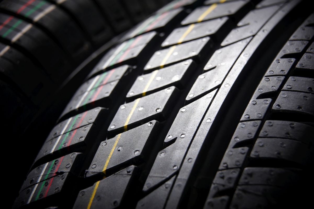 Opony na lato. Jakie sprawdzą się najlepiej? 